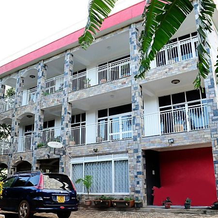 The Shoebill Nest Bed and Breakfast Kampala Buitenkant foto