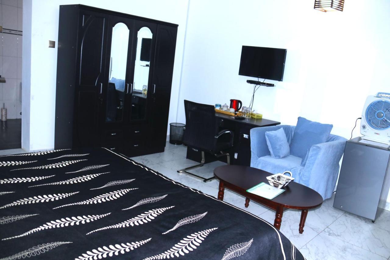 The Shoebill Nest Bed and Breakfast Kampala Buitenkant foto